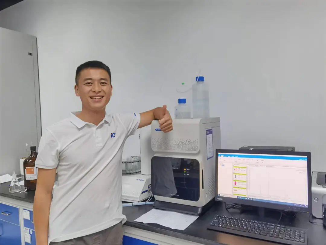 我是HAPPY8开心8售后工程师 | 24幼时不关机，服务不掉线！