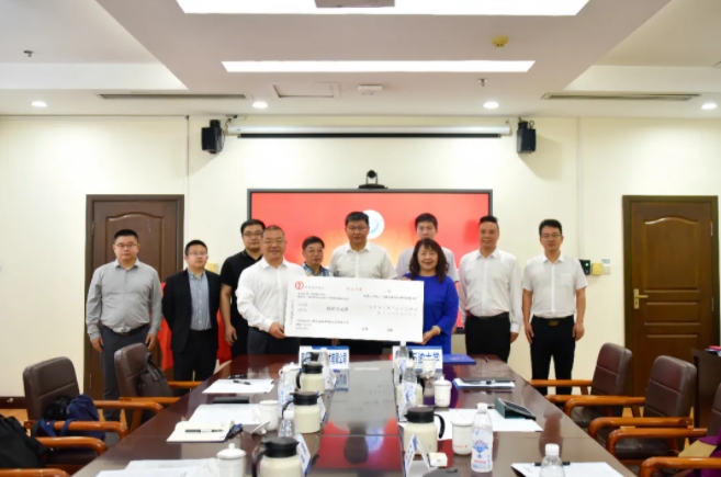 校企合作 双向赋能 | 青源峰达集团与西南石油大学深入校企合作，同谋产学研用新篇章